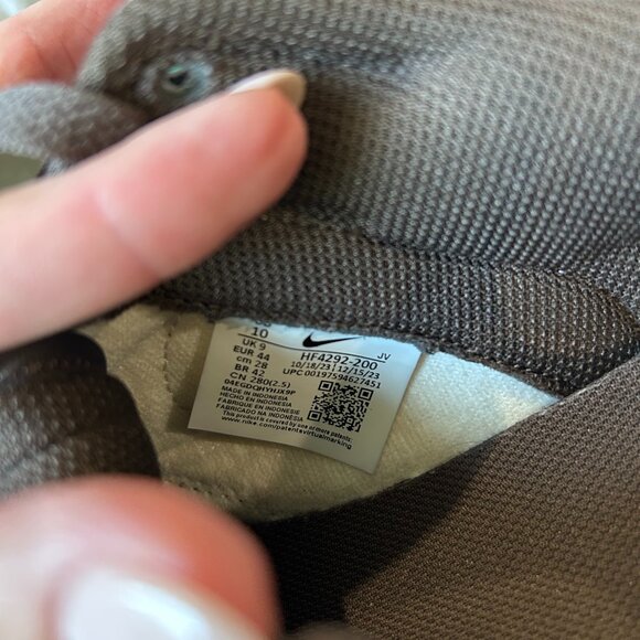 Nike Dunks - Mens 10 - Brown and white - Picture 6 of 8